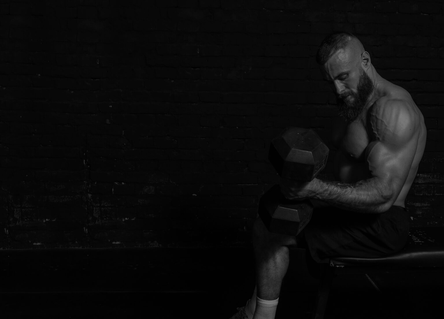 Man lifting weights